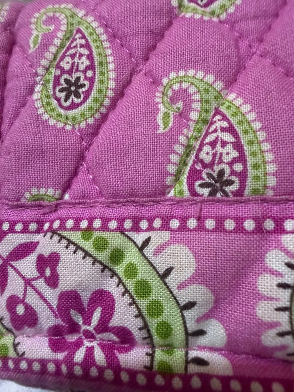 Rare Vera Bradley Bermuda Pink Quilted Tri-Fold Wallet with Paisley Lime Accents - Picture 13 of 15